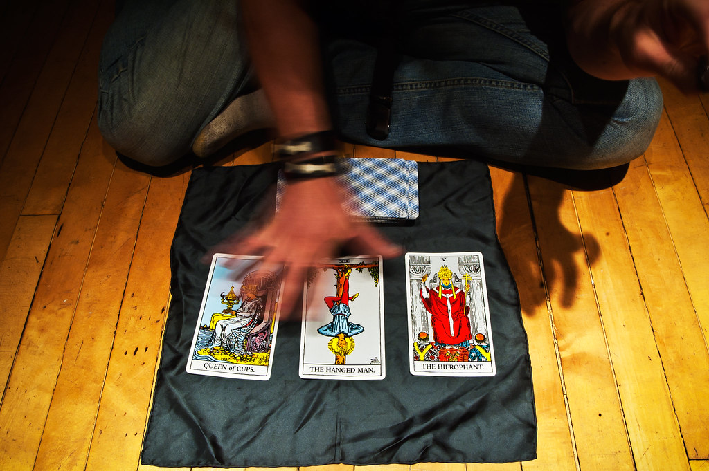 Leitura de cartas para consulta espiritual